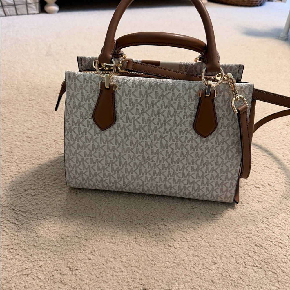 Michael Kors Brown and Cream Women's Bag - Picture 2 of 11